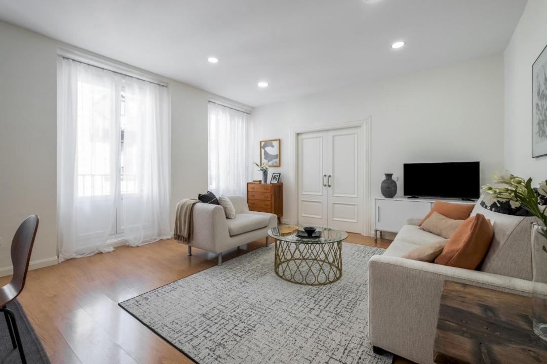 1 Bedroom 1 Bathroom Furnished - Sol - Bright Refurbished - Mintystay Madrid Eksteriør bilde