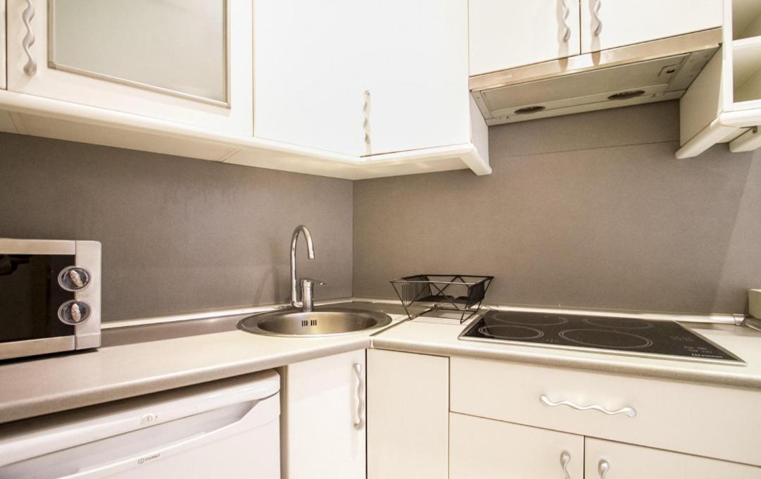 1 Bedroom 1 Bathroom Furnished - Sol - Bright Refurbished - Mintystay Madrid Eksteriør bilde